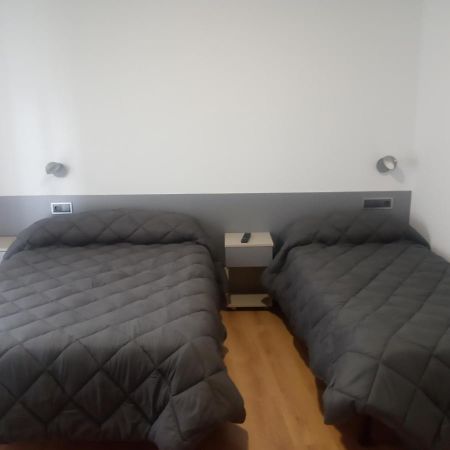 Hostal Outarelo Ourense Eksteriør bilde